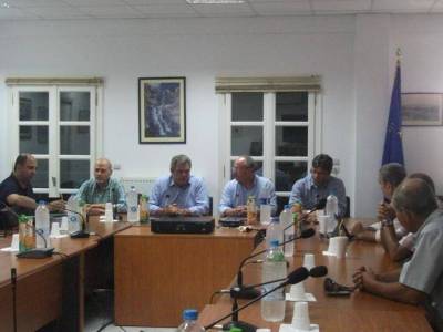 Σύσκεψη των φορέων για το ακτοπλοϊκό της Λήμνου, παρουσία του Πάνου Καμμένου