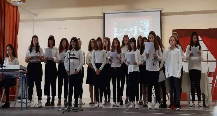 Γενικό Λύκειο και Γυμνάσιο Μούδρου τίμησαν το Πολυτεχνείο (photos &amp; video)