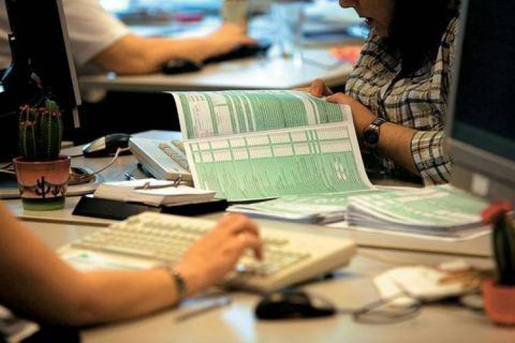 Ποιες αρμοδιότητες της εφορίας πάνε στα Γραφεία Εξυπηρέτησης Φορολογούμενων