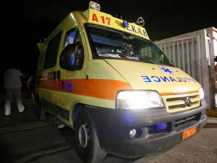 Αδιαθεσία σε επιβάτη του Ταξιάρχη | Στο Λιμάνι της Μύρινας εχθές το ΕΚΑΒ