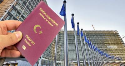 &Nu;&Delta; &gamma;&iota;&alpha; &beta;ί&zeta;&alpha; &sigma;&tau;&alpha; &nu;&eta;&sigma;&iota;ά: &Eta; &kappa;&upsilon;&beta;έ&rho;&nu;&eta;&sigma;&eta; &epsilon;ί&nu;&alpha;&iota; &alpha;&nu;ί&kappa;&alpha;&nu;&eta; &nu;&alpha; &delta;&iota;&alpha;&pi;&rho;&alpha;&gamma;&mu;&alpha;&tau;&epsilon;&upsilon;&tau;&epsilon;ί &kappa;&alpha;&iota; &nu;&alpha; &phi;έ&rho;&epsilon;&iota; &alpha;&pi;&omicron;&tau;&epsilon;&lambda;έ&sigma;&mu;&alpha;&tau;&alpha;
