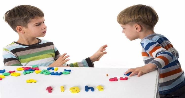 &Epsilon;&nu;&eta;&mu;&epsilon;&rho;&omega;&tau;&iota;&kappa;ή &omicron;&mu;&iota;&lambda;ί&alpha; &sigma;&tau;&omicron; &Mu;&omicron;ύ&delta;&rho;&omicron;: &laquo;&Sigma;&upsilon;&nu;&epsilon;&rho;&gamma;&alpha;&sigma;ί&alpha; &sigma;&chi;&omicron;&lambda;&epsilon;ί&omicron;&upsilon; &kappa;&alpha;&iota; &omicron;&iota;&kappa;&omicron;&gamma;έ&nu;&epsilon;&iota;&alpha;&sigmaf; &gamma;&iota;&alpha; &tau;&eta; &delta;&iota;&alpha;&chi;&epsilon;ί&rho;&iota;&sigma;&eta; &tau;&omicron;&upsilon; &pi;&alpha;&iota;&delta;&iota;&kappa;&omicron;ύ &theta;&upsilon;&mu;&omicron;ύ &kappa;&alpha;&iota; &tau;&eta;&sigmaf; &epsilon;&pi;&iota;&theta;&epsilon;&tau;&iota;&kappa;ό&tau;&eta;&tau;&alpha;&sigmaf;&raquo;.