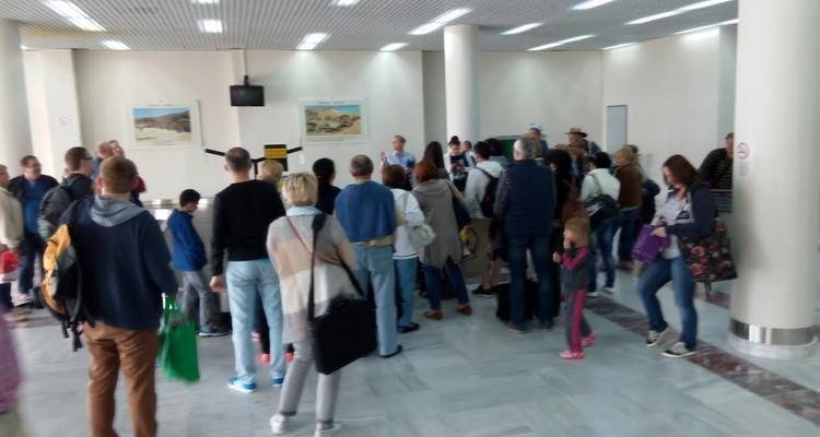 Έφτασαν στη Λήμνο οι πρώτοι Πολωνοί τουρίστες (photos)