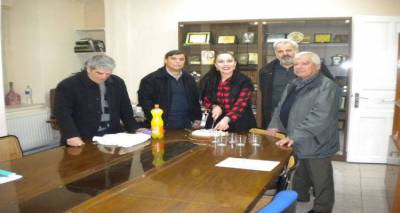 &Beta;ά&gamma;&iota;&omicron;&sigmaf; &Kappa;&alpha;&lambda;&lambda;&iota;&gamma;&epsilon;&rho;ή&sigmaf;: &laquo;Ί&sigma;&omega;&sigmaf; ή&tau;&alpha;&nu; &lambda;ά&theta;&omicron;&sigmaf; &pi;&omicron;&upsilon; &pi;&alpha;&rho;&alpha;&iota;&tau;ή&theta;&eta;&kappa;&alpha;&raquo; (mp3)