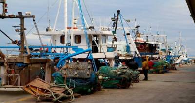 &Lambda;&iota;&mu;&epsilon;&nu;&alpha;&rho;&chi;&epsilon;ί&omicron; &Mu;ύ&rho;&iota;&nu;&alpha;&sigmaf;: &Epsilon;&xi;&epsilon;&tau;ά&sigma;&epsilon;&iota;&sigmaf; &gamma;&iota;&alpha; ά&delta;&epsilon;&iota;&alpha; &chi;&epsilon;&iota;&rho;&iota;&sigma;&tau;ή &pi;&eta;&delta;&alpha;&lambda;&iota;&omicron;ύ&chi;&omicron;&upsilon; &alpha;&lambda;&iota;&epsilon;&upsilon;&tau;&iota;&kappa;&omicron;ύ &sigma;&kappa;ά&phi;&omicron;&upsilon;&sigmaf; &tau;&omicron;&nu; &Phi;&epsilon;&beta;&rho;&omicron;&upsilon;ά&rho;&iota;&omicron; &kappa;&alpha;&iota; &tau;&omicron;&nu; &Mu;ά&rho;&tau;&iota;&omicron;