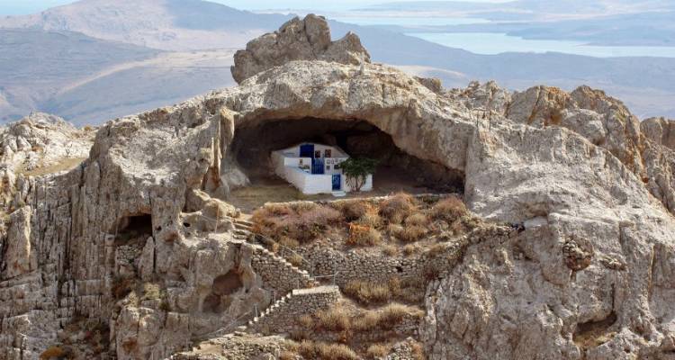Λήμνος: Το νησί με την ομορφότερη ασκεπή εκκλησία του κόσμου (photos & videos)