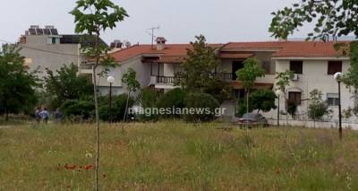 Έ&gamma;&kappa;&lambda;&eta;&mu;&alpha; &sigma;&tau;&omicron; &Beta;ό&lambda;&omicron;: &laquo;&Tau;&alpha; &delta;ύ&omicron; &alpha;&delta;έ&rho;&phi;&iota;&alpha; &mu;ά&lambda;&omega;&nu;&alpha;&nu; &sigma;&upsilon;&nu;έ&chi;&epsilon;&iota;&alpha;&raquo;, &upsilon;&pi;&omicron;&sigma;&tau;&eta;&rho;ί&zeta;&omicron;&upsilon;&nu; &omicron;&iota; &gamma;&epsilon;ί&tau;&omicron;&nu;&epsilon;&sigmaf;