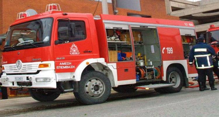 Φωτιά σε εξέλιξη στο Ανδρώνι