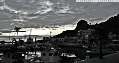 &Alpha;&sigma;&tau;&alpha;&tau;&omicron;&sigmaf; &omicron; &kappa;&alpha;&iota;&rho;ό&sigmaf; &mu;&epsilon; &sigma;&upsilon;&nu;&nu;&epsilon;&phi;&iota;ά &kappa;&alpha;&iota; &beta;&rho;&omicron;&chi;έ&sigmaf;, &alpha;&lambda;&lambda;ά &kappa;&alpha;&iota; &zeta;έ&sigma;&tau;&eta;