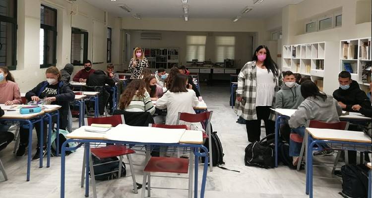 &Gamma;&Epsilon;&Lambda; &Mu;&omicron;ύ&delta;&rho;&omicron;&upsilon; &kappa;&alpha;&iota; &laquo;&Pi;&omicron;&lambda;&iota;ό&chi;&nu;&eta;&raquo; &sigma;&upsilon;&nu;&epsilon;&rho;&gamma;ά&sigma;&tau;&eta;&kappa;&alpha; &epsilon;&nu;ά&nu;&tau;&iota;&alpha; &sigma;&tau;&iota;&sigmaf; &epsilon;&xi;&alpha;&rho;&tau;ή&sigma;&epsilon;&iota;&sigmaf;