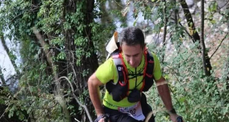 &Beta;&rho;έ&theta;&eta;&kappa;&epsilon; &beta;ί&nu;&tau;&epsilon;&omicron; &sigma;&tau;&omicron; &kappa;&iota;&nu;&eta;&tau;ό &tau;&omicron;&upsilon; &nu;&epsilon;&kappa;&rho;&omicron;ύ &omicron;&rho;&epsilon;&iota;&beta;ά&tau;&eta; &sigma;&tau;&eta; &Delta;&rho;ά&mu;&alpha; -&Epsilon;ί&chi;&epsilon; &kappa;&alpha;&tau;&alpha;&gamma;&rho;&alpha;&phi;&epsilon;ί &eta; &epsilon;&pi;ί&theta;&epsilon;&sigma;&eta; &tau;&eta;&sigmaf; &alpha;&rho;&kappa;&omicron;ύ&delta;&alpha;&sigmaf;