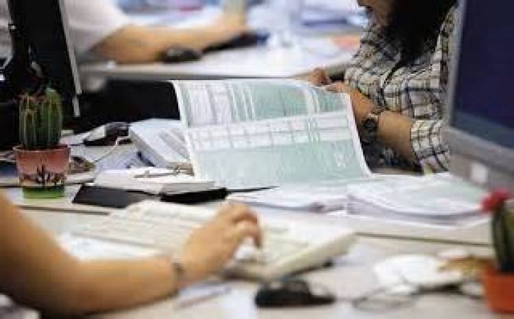 &Kappa;&lambda;&epsilon;ί&nu;&omicron;&upsilon;&nu; &epsilon;&phi;&omicron;&rho;ί&epsilon;&sigmaf; &sigma;&epsilon; 20 &nu;&eta;&sigma;&iota;ά