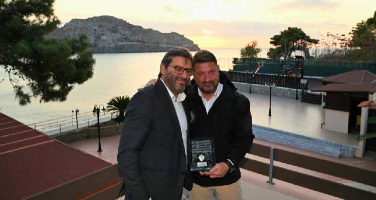 Δ. Μαρινάκης: Συναντήσεις και επαφές σε Λέσβο – Αθήνα και Λήμνο