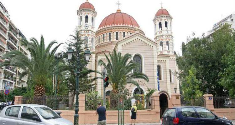 &Alpha;&nu;&tau;&iota;&epsilon;&xi;&omicron;&upsilon;&sigma;&iota;&alpha;&sigma;&tau;έ&sigmaf; έ&kappa;&alpha;&nu;&alpha;&nu; έ&phi;&omicron;&delta;&omicron; &sigma;&tau;&eta; &Mu;&eta;&tau;&rho;ό&pi;&omicron;&lambda;&eta; &Theta;&epsilon;&sigma;&sigma;&alpha;&lambda;&omicron;&nu;ί&kappa;&eta;&sigmaf; | &Tau;&eta;&nu; ώ&rho;&alpha; &tau;&eta;&sigmaf; &theta;&epsilon;ί&alpha;&sigmaf; &lambda;&epsilon;&iota;&tau;&omicron;&upsilon;&rho;&gamma;ί&alpha;&sigmaf;
