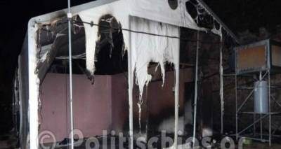 &Epsilon;&pi;&epsilon;&iota;&sigma;ό&delta;&iota;&alpha; &sigma;&tau;&eta; &Chi;ί&omicron;: &Pi;&rho;ό&sigma;&phi;&upsilon;&gamma;&epsilon;&sigmaf; έ&beta;&alpha;&lambda;&alpha;&nu; &phi;&omega;&tau;&iota;έ&sigmaf;, &kappa;&alpha;&tau;έ&sigma;&tau;&rho;&epsilon;&psi;&alpha;&nu; &kappa;&alpha;&tau;&alpha;&sigma;&tau;ή&mu;&alpha;&tau;&alpha; &kappa;&alpha;&iota; &alpha;&upsilon;&tau;&omicron;&kappa;ί&nu;&eta;&tau;&alpha; (video + photos)