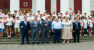 &Omicron;&iota; &nu;έ&omicron;&iota; &iota;&sigma;&tau;&omicron;&rho;&iota;&kappa;&omicron;ί &tau;&eta;&sigmaf; &Omicron;&delta;&eta;&sigma;&sigma;&omicron;ύ &alpha;&nu;&alpha;&chi;ώ&rho;&eta;&sigma;&alpha;&nu; &gamma;&iota;&alpha; &tau;&eta;&nu; &Lambda;ή&mu;&nu;&omicron; (photos)