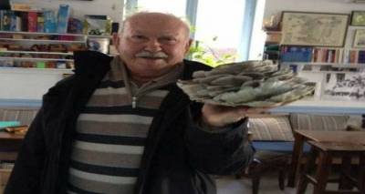 &Mu;&epsilon;&tau;ά &tau;&eta; &gamma;&iota;&gamma;&alpha;&nu;&tau;&iota;&alpha;ί&alpha; &mu;&epsilon;&lambda;&iota;&tau;&zeta;ά&nu;&alpha; &kappa;&alpha;&iota; &tau;&eta;&nu; &tau;&epsilon;&rho;ά&sigma;&tau;&iota;&alpha; &pi;&iota;&pi;&epsilon;&rho;&iota;ά &eta; &Lambda;έ&sigma;&beta;&omicron;&sigmaf; "&xi;&alpha;&nu;&alpha;&chi;&tau;&upsilon;&pi;ά" (photos)