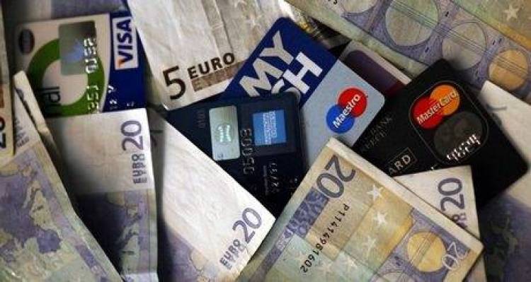 &Omicron;&iota; &delta;&iota;&kappa;&alpha;&sigma;&tau;έ&sigmaf; &sigma;&eta;&kappa;ώ&nu;&omicron;&upsilon;&nu; &alpha;&sigma;&pi;ί&delta;&alpha; &pi;&rho;&omicron;&sigma;&tau;&alpha;&sigma;ί&alpha;&sigmaf; &gamma;&iota;&alpha; &tau;&alpha; &upsilon;&pi;&epsilon;&rho;&chi;&rho;&epsilon;&omega;&mu;έ&nu;&alpha; &nu;&omicron;&iota;&kappa;&omicron;&kappa;&upsilon;&rho;&iota;ά