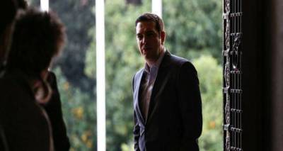 &Alpha;&xi;&iota;&omicron;&lambda;ό&gamma;&eta;&sigma;&eta;, &chi;&rho;έ&omicron;&sigmaf;, &pi;&rho;&omicron;&sigma;&phi;&upsilon;&gamma;&iota;&kappa;ό: &Eta; ώ&rho;&alpha; &tau;&omega;&nu; &delta;ύ&sigma;&kappa;&omicron;&lambda;&omega;&nu; &alpha;&pi;&omicron;&phi;ά&sigma;&epsilon;&omega;&nu; &gamma;&iota;&alpha; &tau;&eta;&nu; &kappa;&upsilon;&beta;έ&rho;&nu;&eta;&sigma;&eta;
