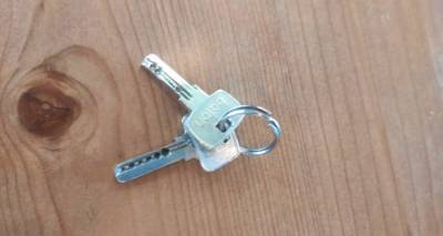 Βρέθηκαν κλειδιά στην πλατεία ΚΤΕΛ