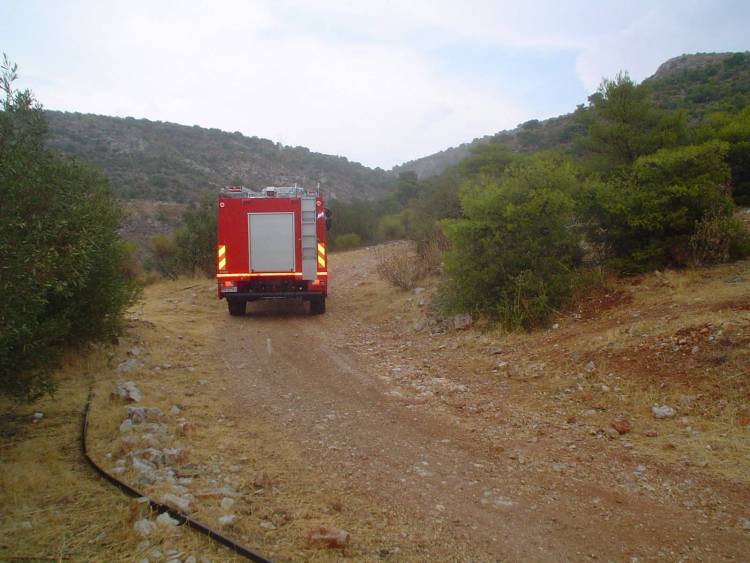 Φωτιά σε εξέλιξη αυτή την ώρα κοντά στη διασταύρωση του Περιφερειακού