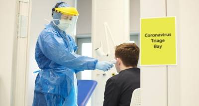 Βρετανία: Αγώνας δρόμου για τον εντοπισμό ασθενούς που έχει μολυνθεί με τη βραζιλιάνικη παραλλαγή του κορονοϊού