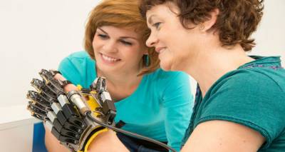 Υποψήφιο για βράβευση το ρομποτικό σύστημα «Χέρι της Ελπίδας»