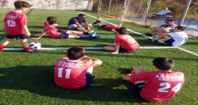 ΚΝΕ Λήμνου: Έπαιξαν μπάλα για τον Τζορτζ Φλόιντ (photos)