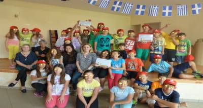 &Mu;&alpha;&theta;&eta;&tau;έ&sigmaf; &tau;&eta;&sigmaf; &Lambda;ή&mu;&nu;&omicron;&upsilon; &lambda;έ&nu;&epsilon; &laquo;&Omicron;&Chi;&Iota;&raquo; &sigma;&tau;&omicron; &kappa;ά&pi;&nu;&iota;&sigma;&mu;&alpha;