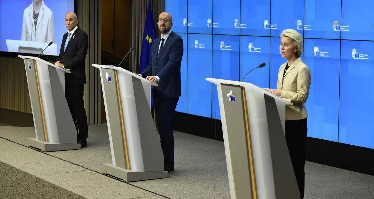 Κομισιόν για αναμνηστικές δόσεις: Το αργότερο 6 μήνες μετά την ολοκλήρωση της β&#039; δόσης