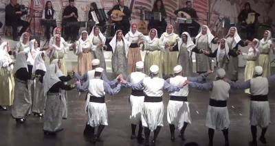 &laquo;&Tau;&alpha; &Tau;&sigma;&rsquo;&mu;&alpha;&nu;&delta;&rho;&iota;&gamma;&iota;&alpha;&nu;ά &kappa;&omicron;&rho;ί&tau;&sigma;&iota;&alpha;&raquo; &sigma;&tau;&omicron; 24&omicron; &Phi;&omicron;&lambda;&kappa;&lambda;&omicron;&rho;&iota;&kappa;ό &Phi;&epsilon;&sigma;&tau;&iota;&beta;ά&lambda; &Kappa;έ&rho;&kappa;&upsilon;&rho;&alpha;&sigmaf; (v&iacute;deo)