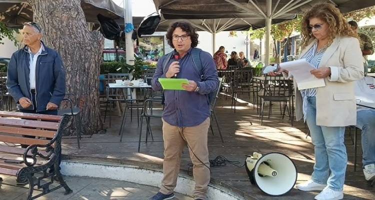 Σε μαζική παρέμβαση στο Δημοτικό Συμβούλιο καλεί η ΕΛΜΕ για τα ακτοπλοϊκό και για τις διώξεις των εκπαιδευτικών
