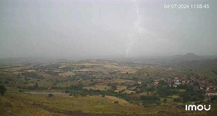 Ισχυρή καταιγίδα έπληξε νωρίτερα τη Λήμνο | «Έπεσαν» 18 τόνοι νερού σε διάστημα λίγων ωρών (Δήλωση + vídeo + photo)