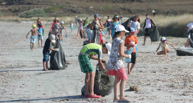 &Sigma;ώ&sigma;&tau;&epsilon; &tau;&omicron;&nu; &pi;&lambda;&alpha;&nu;ή&tau;&eta;: 2&eta; &Eta;&mu;έ&rho;&alpha; &Kappa;&alpha;&theta;&alpha;&rho;&iota;&sigma;&mu;&omicron;ύ &Alpha;&kappa;&tau;ή&sigmaf; &sigma;&tau;&eta; &Lambda;ή&mu;&nu;&omicron;