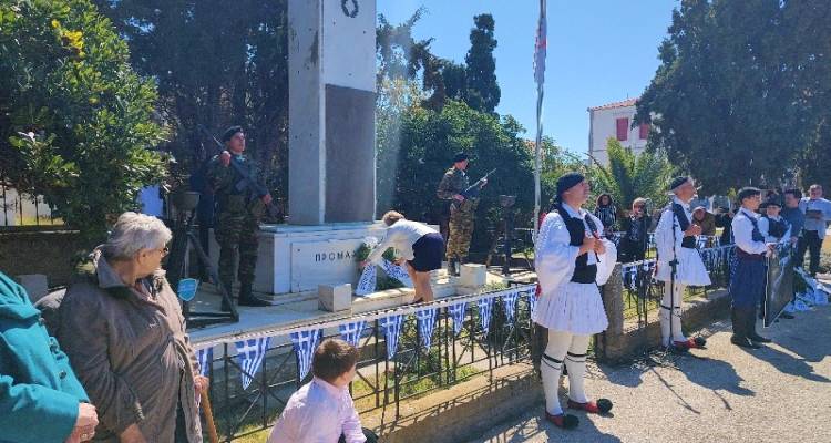 &Delta;ή&mu;&omicron;&sigmaf; &Lambda;ή&mu;&nu;&omicron;&upsilon;: &Pi;&rho;ό&sigma;&kappa;&lambda;&eta;&sigma;&eta; &pi;&rho;&omicron;&sigmaf; &phi;&omicron;&rho;&epsilon;ί&sigmaf; &gamma;&iota;&alpha; &tau;&eta;&nu; &kappa;&alpha;&tau;ά&theta;&epsilon;&sigma;&eta; &sigma;&tau;&epsilon;&phi;ά&nu;&omega;&nu; &tau;&eta;&nu; 8&eta; &Omicron;&kappa;&tau;&omega;&beta;&rho;ί&omicron;&upsilon;