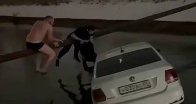 &Delta;&rho;&alpha;&mu;&alpha;&tau;&iota;&kappa;ή &delta;&iota;ά&sigma;&omega;&sigma;&eta; &pi;&alpha;&iota;&delta;&iota;&omicron;ύ &alpha;&pi;ό &tau;&alpha;&xi;ί &pi;&omicron;&upsilon; &pi;&alpha;&rho;&alpha;&sigma;&upsilon;&rho;ό&tau;&alpha;&nu; &alpha;&pi;ό &tau;&alpha; &nu;&epsilon;&rho;ά &sigma;&tau;&omicron; &Nu;&tau;&alpha;&gamma;&kappa;&epsilon;&sigma;&tau;ά&nu;, &delta;&epsilon;ί&tau;&epsilon; &beta;ί&nu;&tau;&epsilon;&omicron;