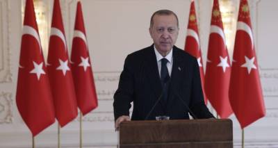 Ερντογάν: Τάσσεται υπέρ της αναθεώρησης του Συντάγματος στην Τουρκία