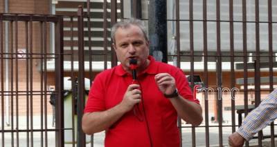 &Lambda;ή&mu;&nu;&omicron;&sigmaf;: &Kappa;&iota;&nu;&delta;&upsilon;&nu;&epsilon;ύ&epsilon;&iota; &nu;&alpha; &chi;&alpha;&theta;&epsilon;ί &gamma;&iota;&alpha; 3&eta; &phi;&omicron;&rho;ά &tau;&omicron; 1.500.000&euro; &gamma;&iota;&alpha; &tau;&eta;&nu; &alpha;&nu;&alpha;&kappa;&alpha;ί&nu;&iota;&sigma;&eta; &tau;&omicron;&upsilon; &nu;&omicron;&sigma;&omicron;&kappa;&omicron;&mu;&epsilon;ί&omicron;&upsilon;; (audio)