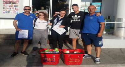 &Lambda;ή&mu;&nu;&omicron;&sigmaf;: &Phi;&omicron;&iota;&tau;&eta;&tau;έ&sigmaf;, &pi;&alpha;&lambda;&alpha;ί&mu;&alpha;&chi;&omicron;&iota; &kappa;&alpha;&iota; &Mu;&alpha;&sigma;&omicron;ύ&tau;&eta;&sigmaf; &chi;ά&rho;&iota;&sigma;&alpha;&nu; &chi;&alpha;&mu;ό&gamma;&epsilon;&lambda;&alpha; &sigma;&epsilon; &omicron;&iota;&kappa;&omicron;&gamma;έ&nu;&epsilon;&iota;&epsilon;&sigmaf; &tau;&omicron;&upsilon; &nu;&eta;&sigma;&iota;&omicron;ύ.