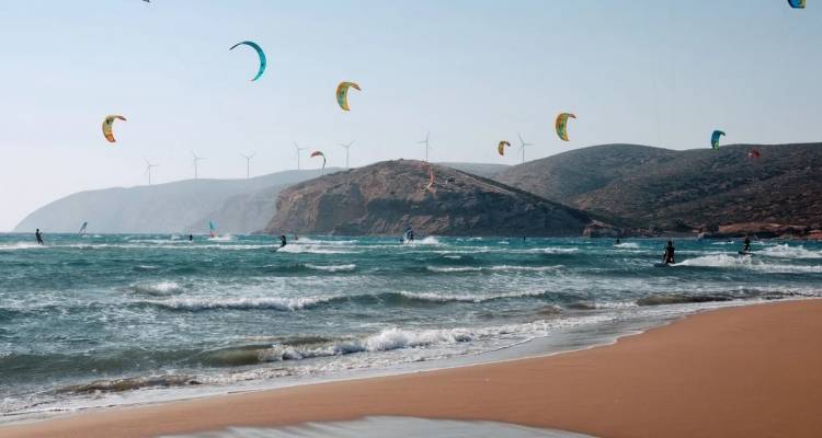 &Delta;&epsilon;&kappa;&alpha;&pi;&epsilon;&nu;&tau;&alpha;ύ&gamma;&omicron;&upsilon;&sigma;&tau;&omicron;&sigmaf; &mu;&epsilon; &upsilon;&psi;&eta;&lambda;έ&sigmaf; &theta;&epsilon;&rho;&mu;&omicron;&kappa;&rho;&alpha;&sigma;ί&epsilon;&sigmaf; &kappa;&alpha;&iota; &theta;&upsilon;&epsilon;&lambda;&lambda;ώ&delta;&epsilon;&iota;&sigmaf; &beta;&omicron;&rho;&iota;ά&delta;&epsilon;&sigmaf; &alpha;&kappa;ό&mu;&alpha; &kappa;&alpha;&iota; 9 &mu;&pi;&omicron;&phi;ό&rho; | &Omicron;&iota; &laquo;&kappa;ό&kappa;&kappa;&iota;&nu;&epsilon;&sigmaf;&raquo; &pi;&epsilon;&rho;&iota;&omicron;&chi;έ&sigmaf; &gamma;&iota;&alpha; &phi;&omega;&tau;&iota;ά