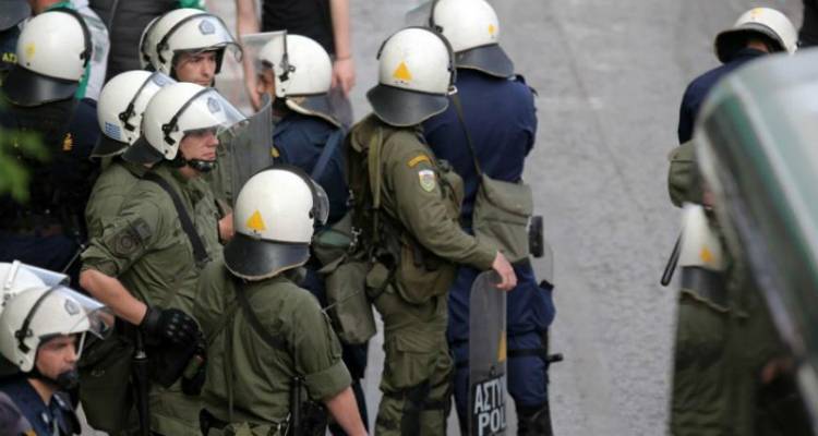 &Mu;&epsilon; &tau;&omicron; &laquo;&Pi;ή&gamma;&alpha;&sigma;&omicron;&sigmaf;&raquo; &phi;&theta;ά&nu;&omicron;&upsilon;&nu; &tau;&alpha; &Mu;&Alpha;&Tau; &sigma;&tau;&eta; &Lambda;έ&sigma;&beta;&omicron;