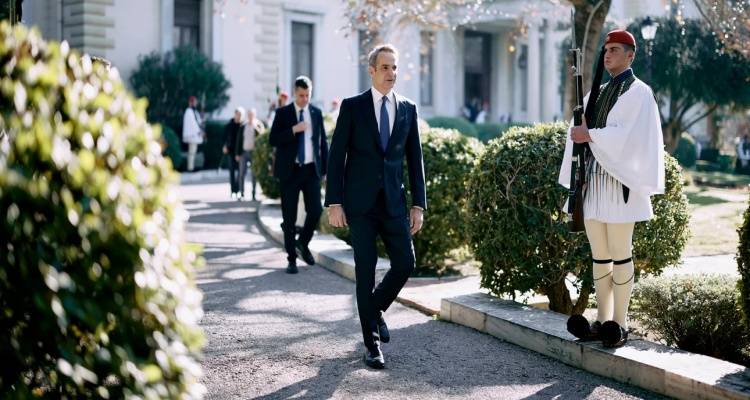 &Alpha;&nu;&tau;ί&sigma;&tau;&rho;&omicron;&phi;&eta; &mu;έ&tau;&rho;&eta;&sigma;&eta; &gamma;&iota;&alpha; &Pi;&rho;ό&epsilon;&delta;&rho;&omicron; &Delta;&eta;&mu;&omicron;&kappa;&rho;&alpha;&tau;ί&alpha;&sigmaf;: &Mu;&epsilon;&tau;&alpha;&xi;ύ 13-20 &Iota;&alpha;&nu;&omicron;&upsilon;&alpha;&rho;ί&omicron;&upsilon; &omicron; &Mu;&eta;&tau;&sigma;&omicron;&tau;ά&kappa;&eta;&sigmaf; &theta;&alpha; &alpha;&nu;&alpha;&kappa;&omicron;&iota;&nu;ώ&sigma;&epsilon;&iota; &pi;&omicron;&iota;&omicron;&nu; &pi;&rho;&omicron;&tau;&epsilon;ί&nu;&epsilon;&iota;