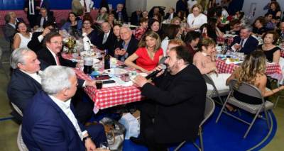 4&eta; &Chi;&omicron;&rho;&omicron;&epsilon;&sigma;&pi;&epsilon;&rho;ί&delta;&alpha; &tau;&omicron;&upsilon; &Sigma;&upsilon;&lambda;&lambda;ό&gamma;&omicron;&upsilon; &Theta;&alpha;&nu;&iota;&omega;&tau;ώ&nu; &Alpha;&mu;&epsilon;&rho;&iota;&kappa;ή&sigmaf;