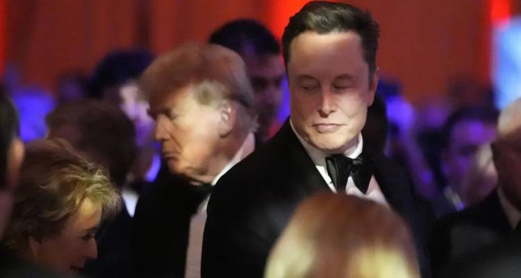 Τραμπ-Μασκ: Πώς από τον... έρωτα έφθασαν να σκοτώνονται με βαριές κατηγορίες και οικονομικό πόλεμο