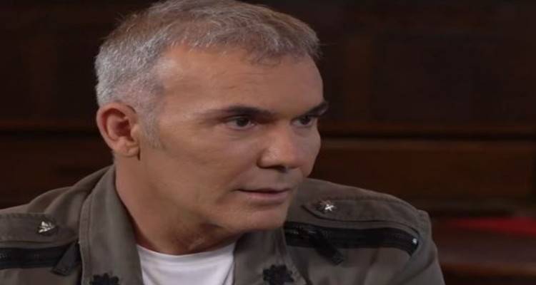Ο Στέλιος Ρόκος μιλάει για τη μουσική βραδιά στο «Σπίτι με το MEGA», την Λήμνο και τα τέσσερα παιδιά του