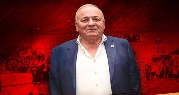 Οι ευχές του Ηφαίστου στον Παντελή Μπούμπουρα (pic)