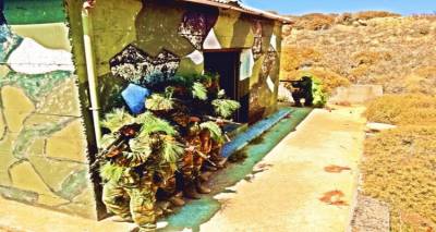 &Lambda;ή&mu;&nu;&omicron;&sigmaf;: &Pi;ώ&sigmaf; &omicron;&iota; &sigma;&tau;&rho;&alpha;&tau;&iota;ώ&tau;&epsilon;&sigmaf; &gamma;ί&nu;&omicron;&nu;&tau;&alpha;&iota; "&mu;&alpha;&chi;&eta;&tau;έ&sigmaf;" (photos)