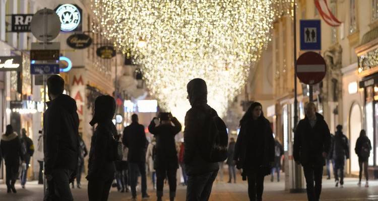 ΠΟΥ: Δραματική έκκληση για μέτρα στην Ευρώπη | Φόβοι για 500.000 θανάτους μέχρι τον Μάρτιο