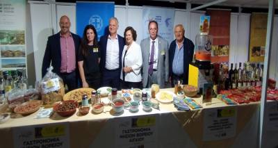 Δυναμική παρουσία της Περιφέρειας Βορείου Αιγαίου στο 10ο Φεστιβάλ Ελαιολάδου &amp; Ελιάς | Γεύσεις και από τη Λήμνο στο επίκεντρο των γευσιγνωστικών δοκιμών