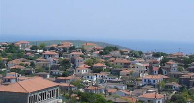 &Omicron; &Sigma;ύ&lambda;&lambda;&omicron;&gamma;&omicron;&sigmaf; &Kappa;&alpha;&mu;&iota;&nu;&iota;&omega;&tau;ώ&nu; &Lambda;ή&mu;&nu;&omicron;&upsilon; &laquo;&Eta; &Pi;&omicron;&lambda;&iota;ό&chi;&nu;&eta;&raquo; &kappa;ό&beta;&epsilon;&iota; &tau;&eta;&nu; &pi;ί&tau;&alpha; &tau;&omicron;&upsilon; &kappa;&alpha;&iota; &pi;ά&epsilon;&iota; &sigma;&epsilon; &epsilon;&kappa;&lambda;&omicron;&gamma;έ&sigmaf;